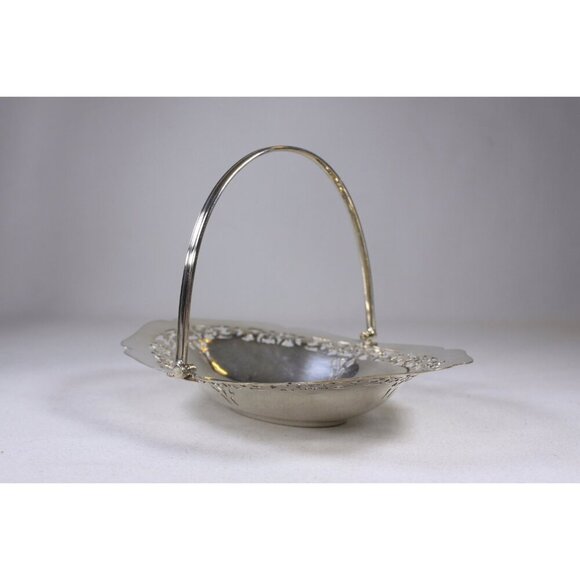 Vintage English Silver plated bon-bon dish initialled W, opulent key dish, - Picture 6 of 10